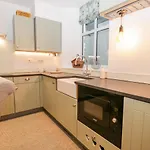 Pottergill Windermere