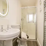 Semesterbostad Pottergill *