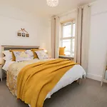 Pottergill * Windermere