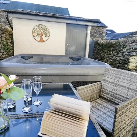 Pottergill * Windermere